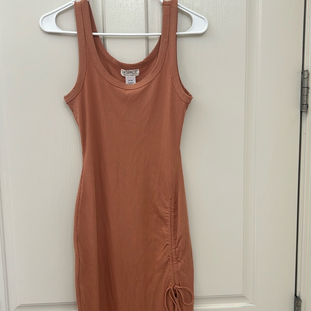 Pretty dress!